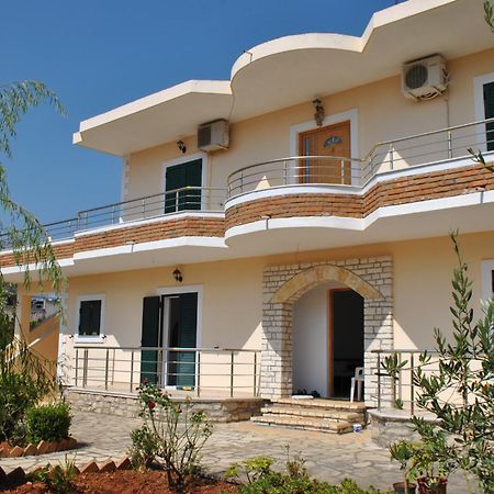 Villa Violeta Ксамил Экстерьер фото